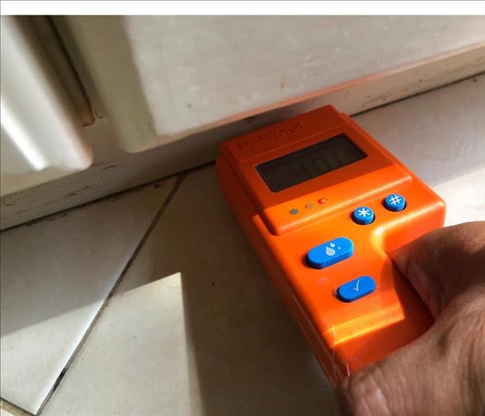 orange moisture meter
